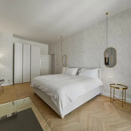 Alpha Domus 6 Appartement *